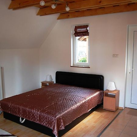 Maya Guesthouse Eger Luaran gambar