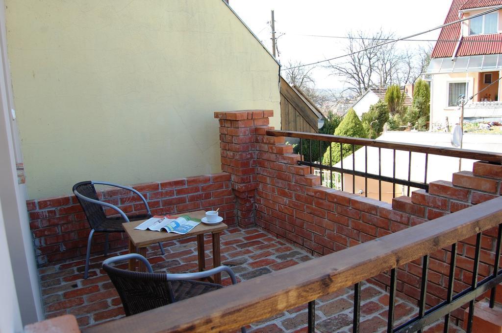 Maya Guesthouse Eger Bilik gambar