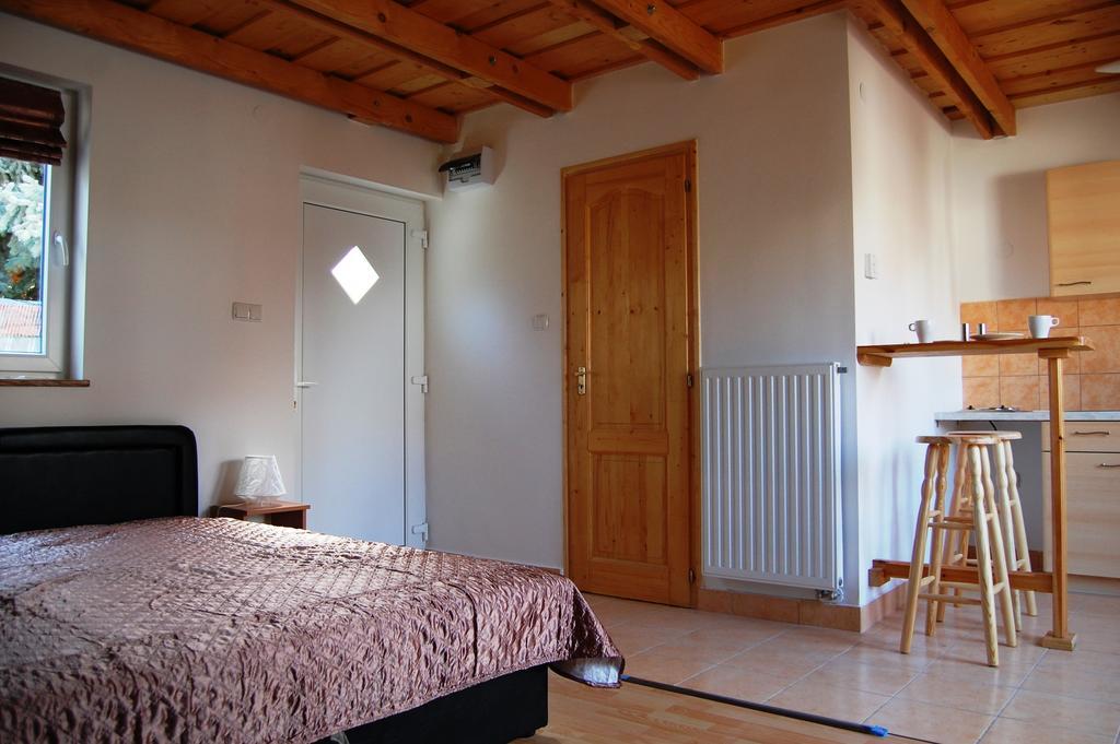 Maya Guesthouse Eger Bilik gambar